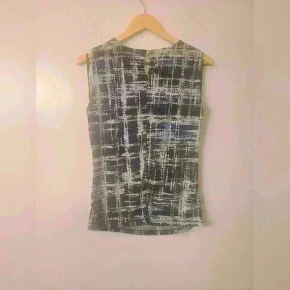 Calvin Klein Women's Shirt - Picture 2 of 3